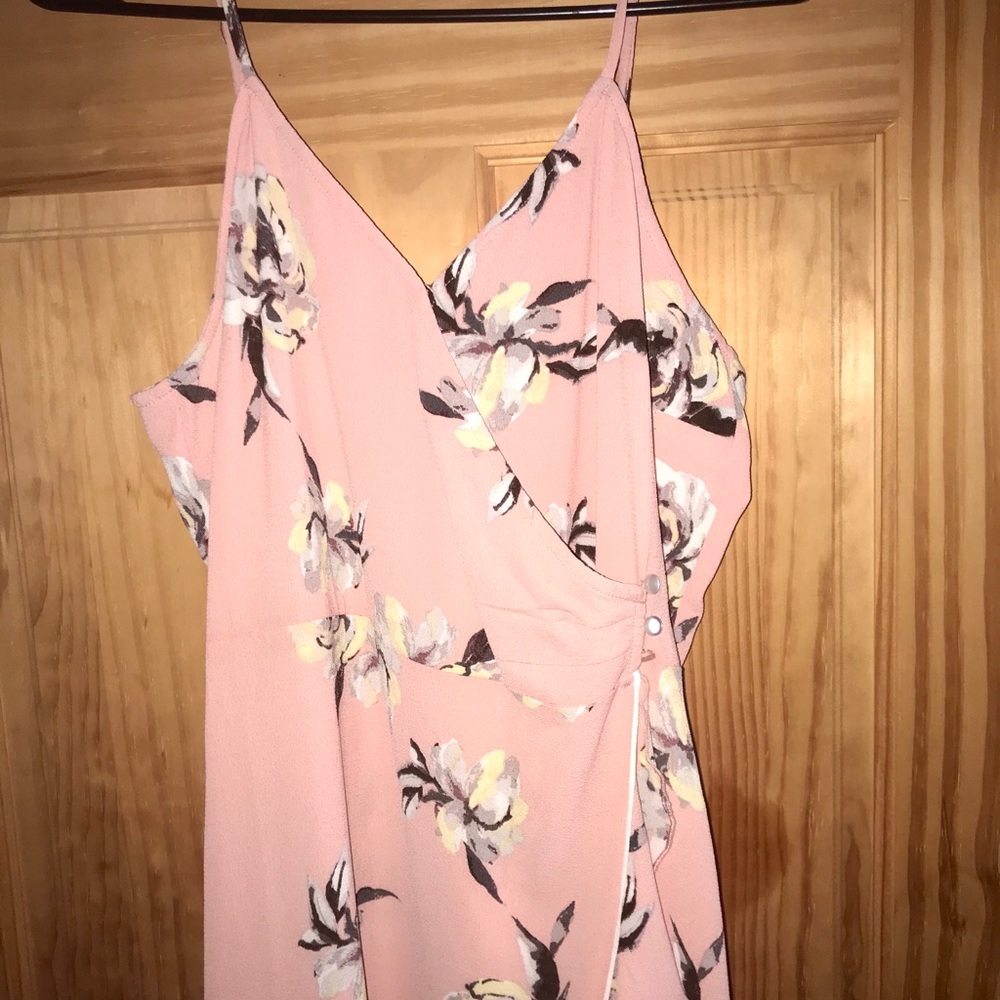 NWT Jennifer Lopez floral dress L